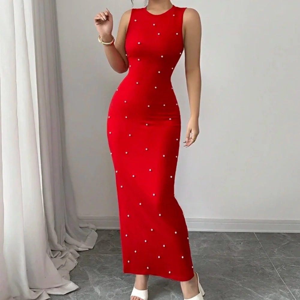 Elegant Red Sleeveless Dress - Picture 3 of 6